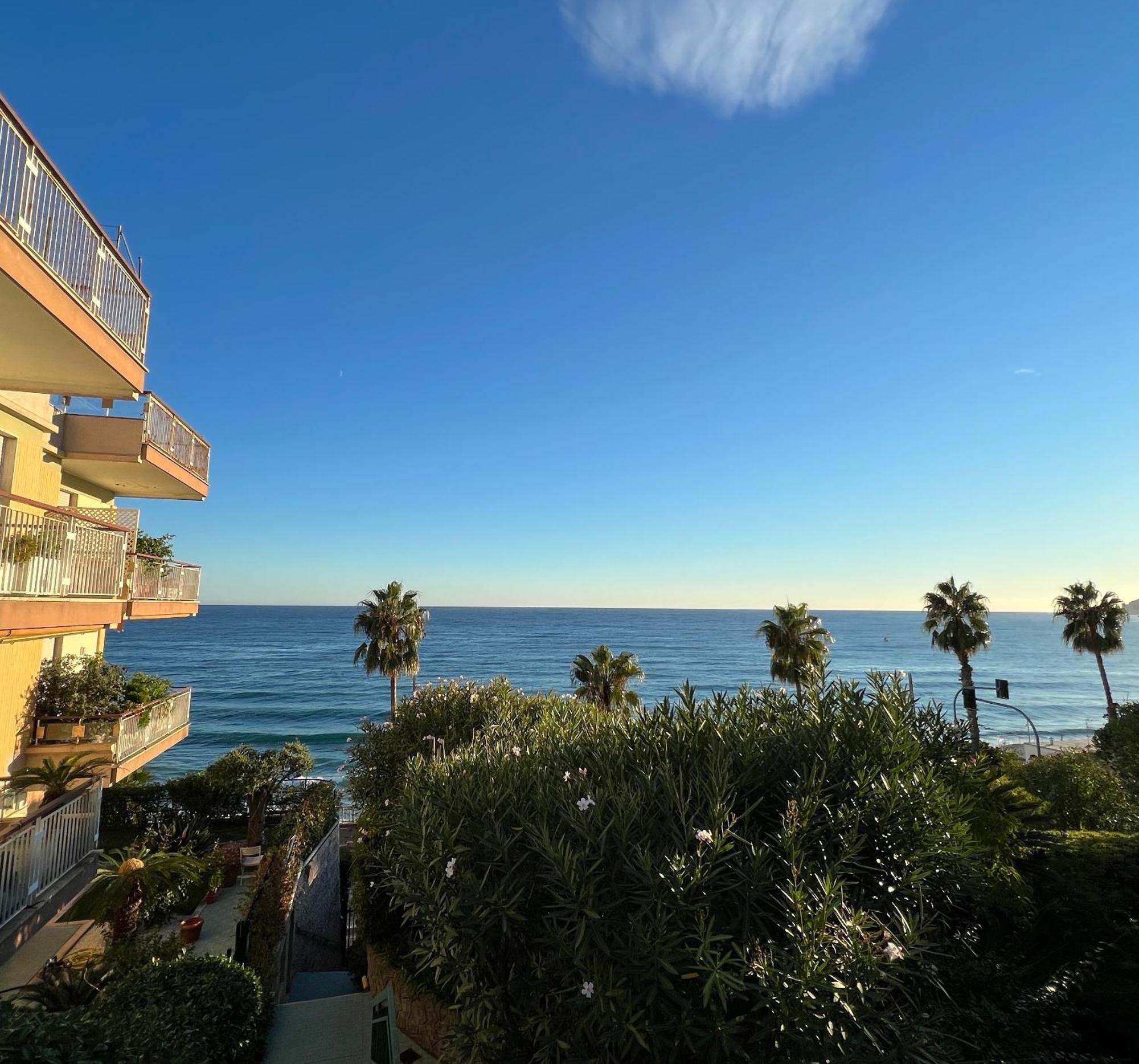 Tre Ponti Beach Apartment - Terrazzo Vista Mare 산레모 외부 사진